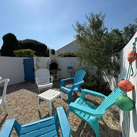 Maisonnette Mezzanine Avec Piscine Chauffee, Proche Et Commerces - St Jean De Monts - Fr-1-323-269 *
